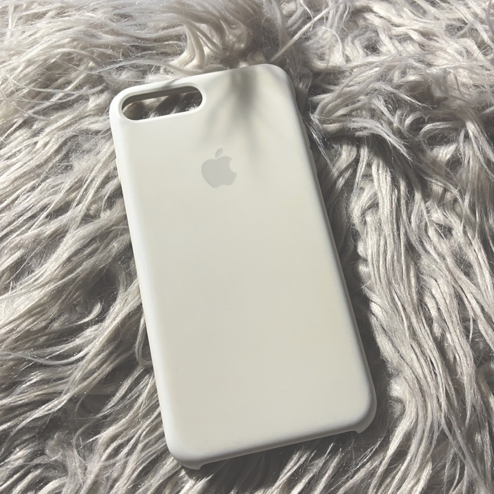 White Apple IPhone 8 Plus Case